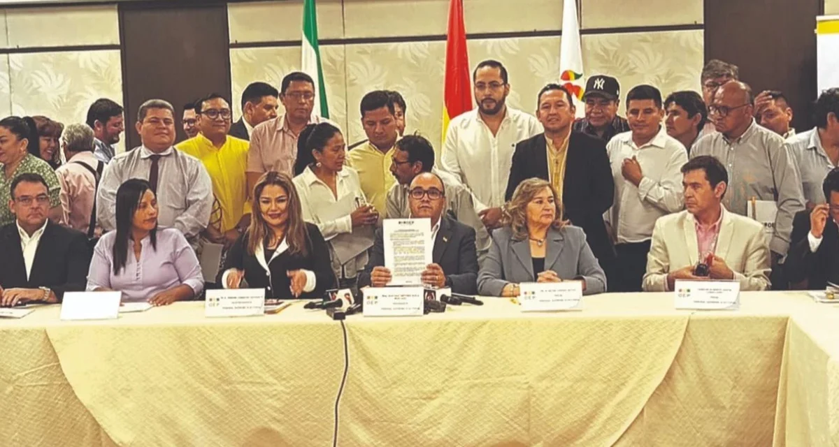 Frentes firman un acuerdo para evitar la guerra sucia y respetar los resultados en las urnas