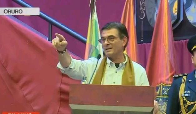 Paz llama a un “gran diálogo nacional para entender lo que ocurre en Bolivia”