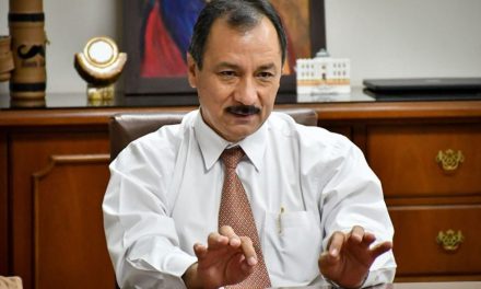 Vicente Cuéllar renuncia a su candidatura por la Alcaldía de Santa Cruz de la Sierra 