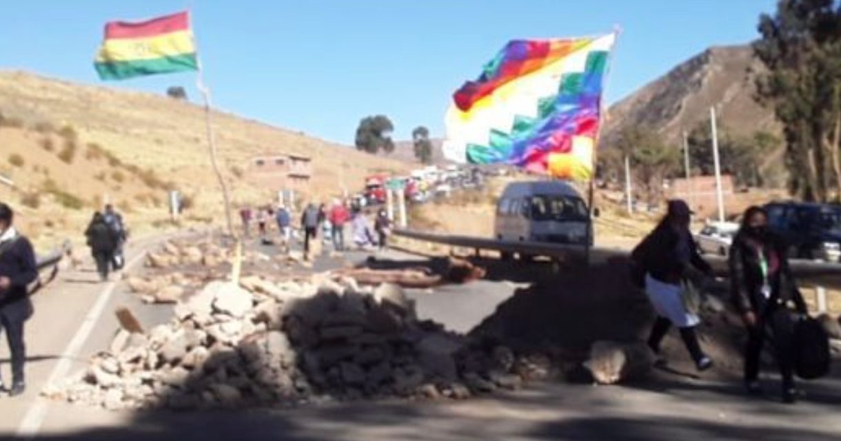 Campesinos de Cornelio Saavedra anuncian bloqueo indefinido en la ruta Potosí–Sucre contra el DS 5503
