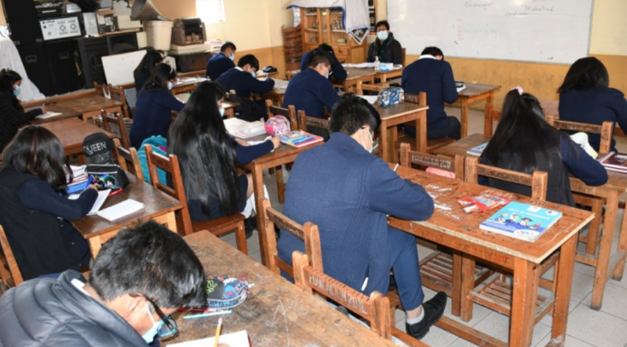 Gobierno analizará en abril la posibilidad de un incremento en las pensiones