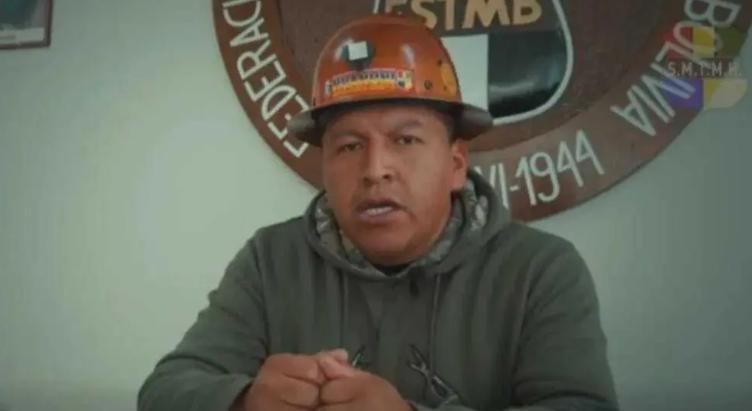 La Policía ejecuta operativo en el hotel de la COB para “secuestrar explosivos”; Argollo está en el lugar