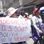 COB “aceptó” el nuevo decreto en reunión hasta la madrugada y será publicado hoy, según el Gobierno