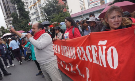 Magisterio urbano exige incremento salarial de acuerdo a la canasta familiar