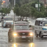 Intensas lluvias en Cochabamba dejan calles y avenidas inundadas que afectan la transitabilidad