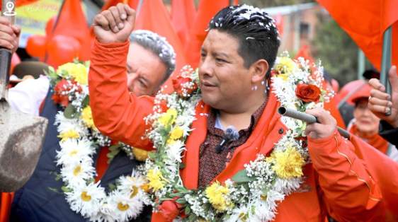 Acusan de extorsión electoral al Gobernador de La Paz; el TSE analiza la denuncia