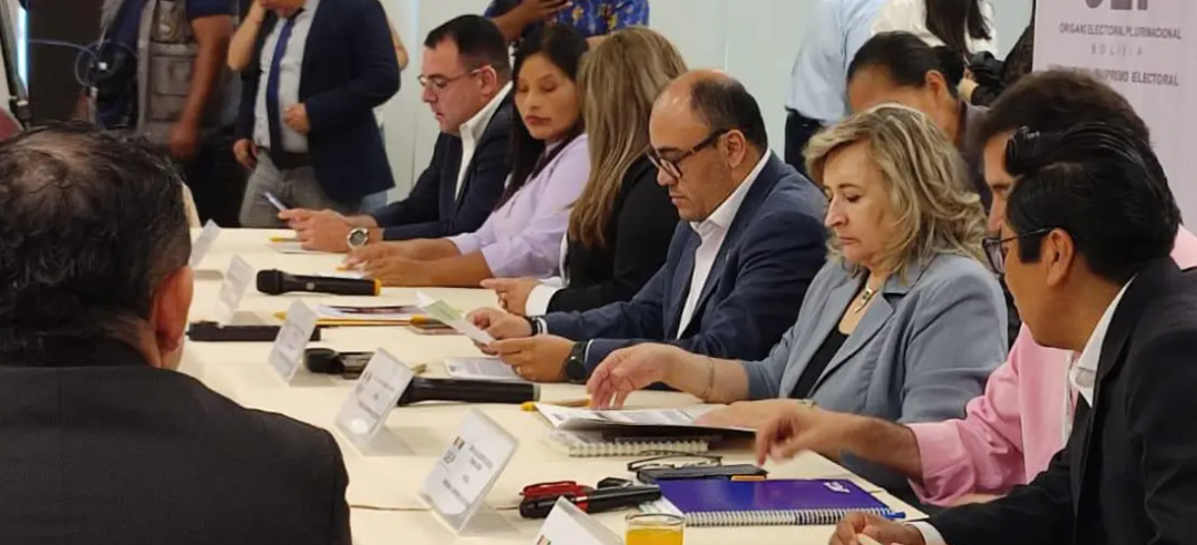 Arranca la Cumbre multipartidaria y el TSE espera concluir con un acuerdo contra la guerra sucia