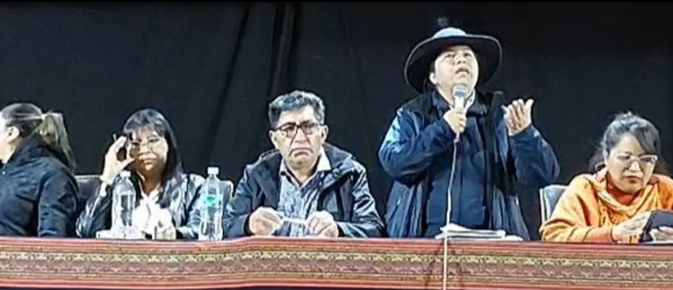 Transporte en El Alto: Concejales y vecinos impulsan abrogación de tarifa transitoria y piden Bs 1 para tramos cortos