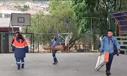 A poco del retorno a clases: El mantenimiento en las unidades educativas de Cochabamba tienen un 75% de avance