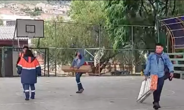 A poco del retorno a clases: El mantenimiento en las unidades educativas de Cochabamba tienen un 75% de avance