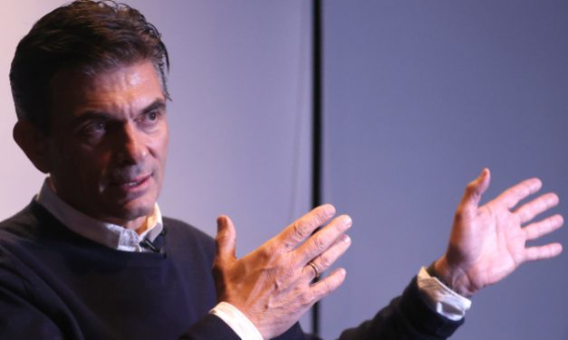 Decreto 5515 autoriza al Presidente a ejercer funciones desde el exterior mediante medios digitales