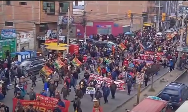 ABC reporta 36 bloqueos en carreteras de Bolivia este jueves por la tarde 