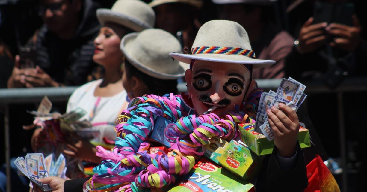 La Alasita es “cultura viva”