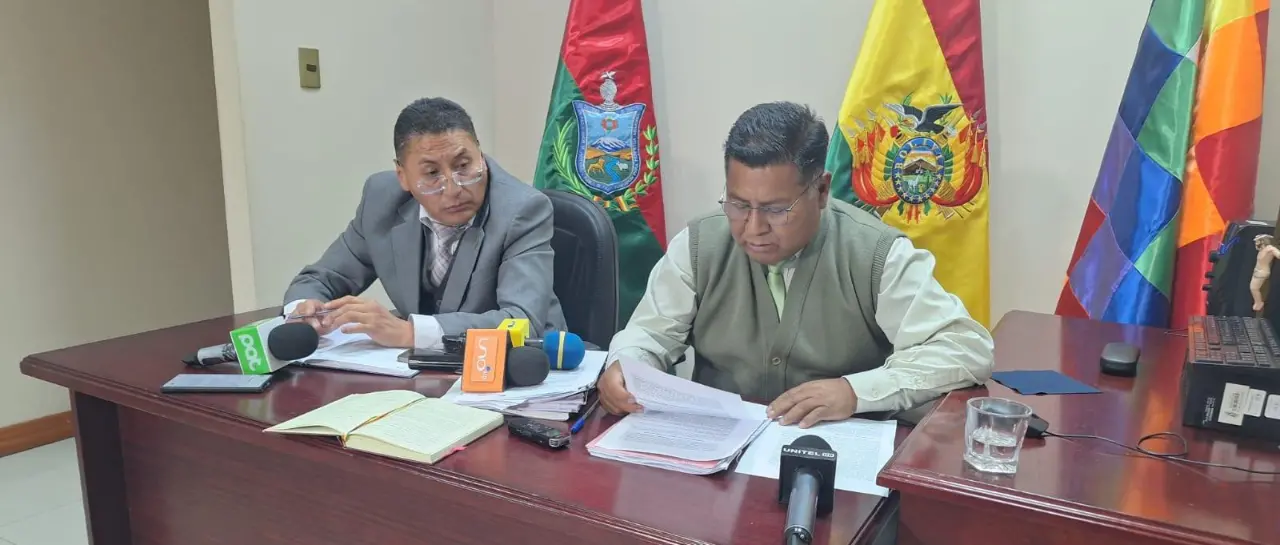 Sala Constitucional rechaza recurso que pretendía anular decreto que permite a Paz gobernar desde el exterior