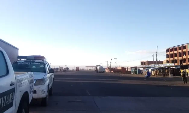 Reportan al menos cuatro puntos de bloqueo en la ruta que une Cochabamba con Oruro y La Paz