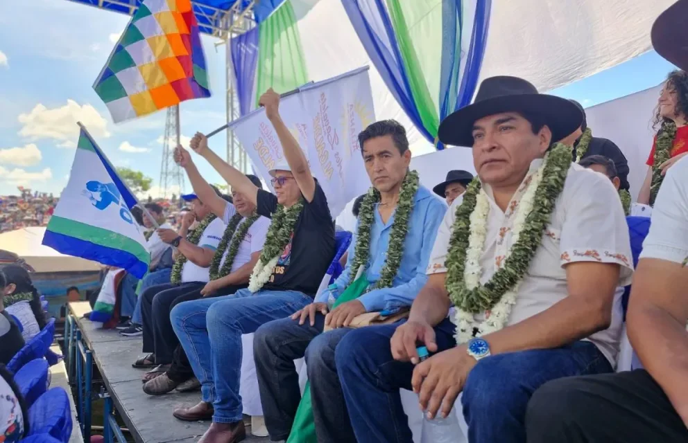 Evo Morales y Edmand Lara apoyan al candidato de la alianza Todos, Miguel Cadima, a la Gobernación de Santa Cruz