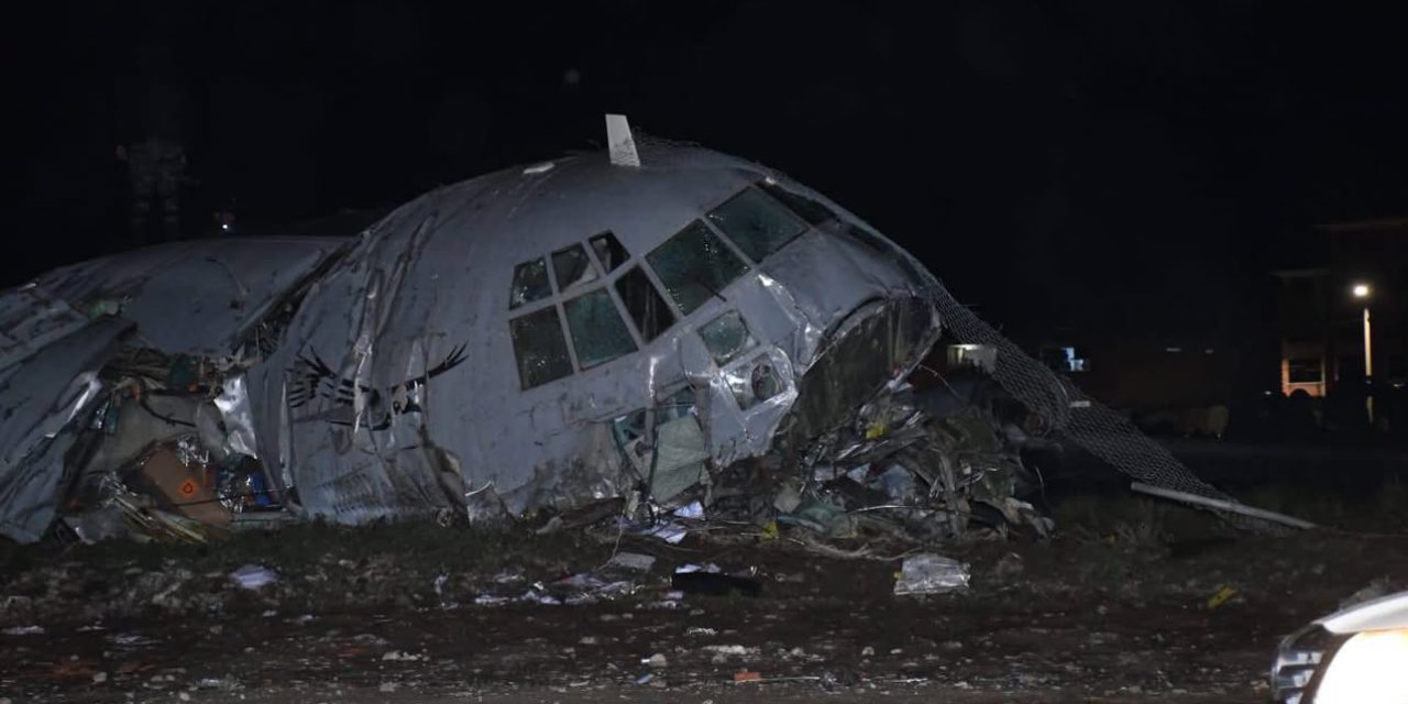 Tragedia en El Alto: Sube a 20 la cifra de fallecidos por el avión que se accidentó cargado de dinero 