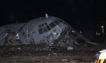 Tragedia en El Alto: Sube a 20 la cifra de fallecidos por el avión que se accidentó cargado de dinero 