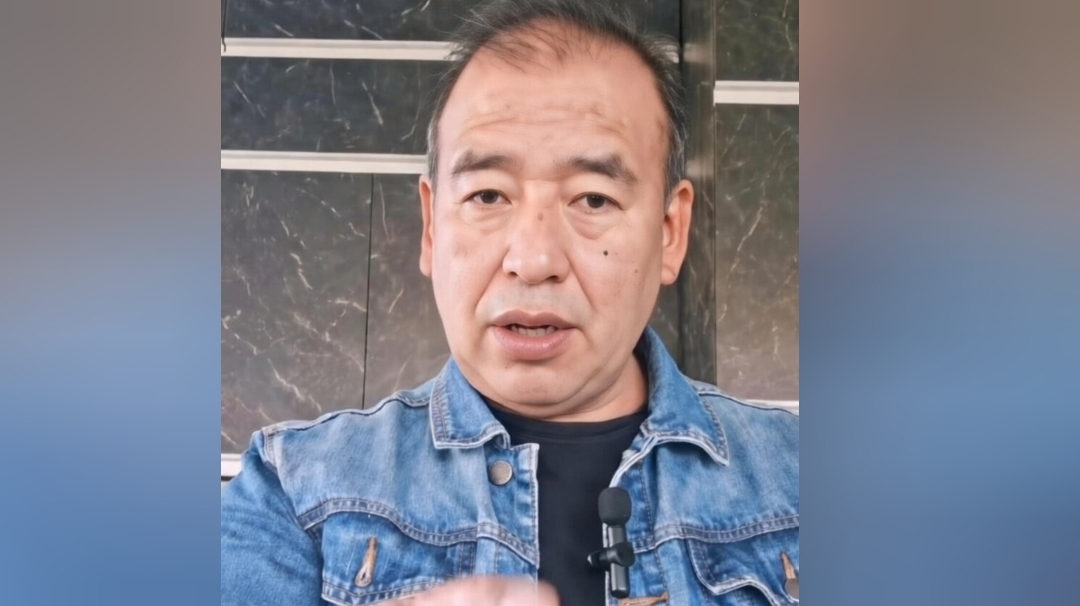 «No vivo de la política ni tengo padrinos»: Andrés Gómez promete acabar con el «negocio de la corrupción» en La Paz