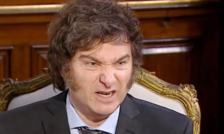 Argentina: Reforma laboral de Milei reduce indemnizaciones, amplía la jornada hasta 12 horas y limita el derecho a huelga