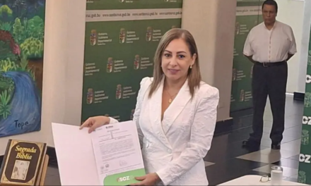 Santa Cruz: Posesionan a Mónica Justiniano como nueva directora departamental del INRA