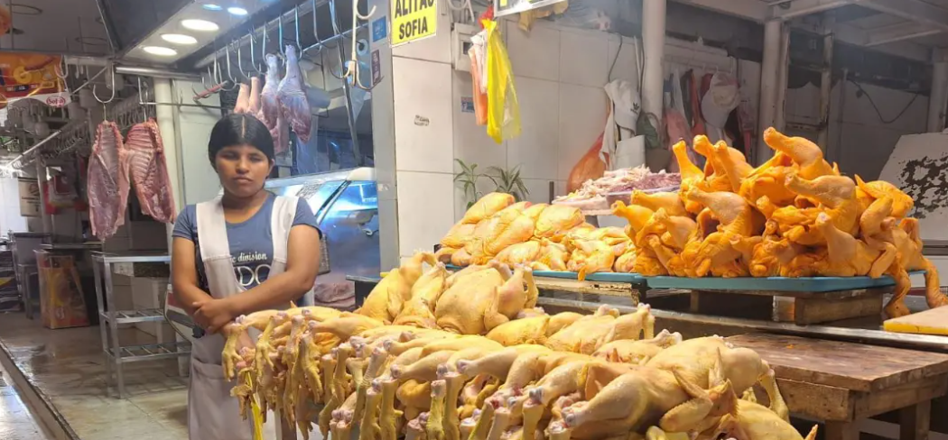Sube el precio del kilo de pollo en mercados de Santa Cruz de la Sierra en el inicio de semana