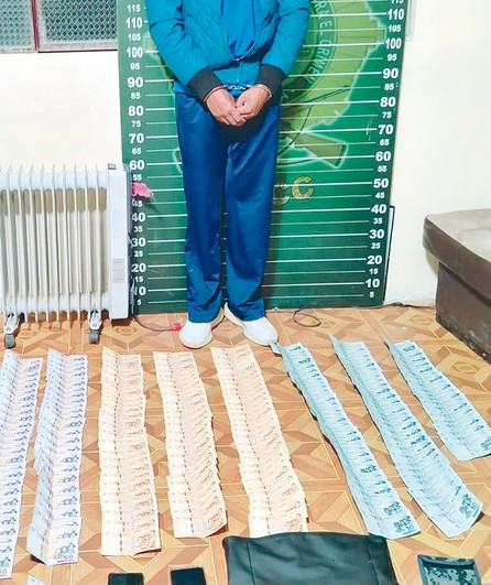 Envían a la cárcel a 19 personas por el robo de billetes del avión siniestrado