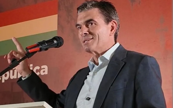 PAZ ADMITE QUE EL 50/50 REQUIERE ELIMINAR 60 LEYES Y 40 DECRETOS
