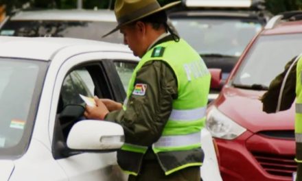 Restricciones por elecciones: prohíben circulación de vehículos y venta de alcohol