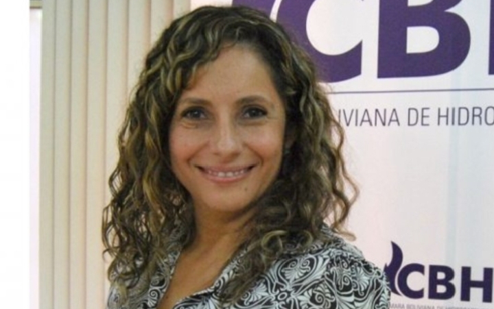 Gobierno designa a Claudia Cronenbold como presidenta de YPF y  releva a Yussef Akly