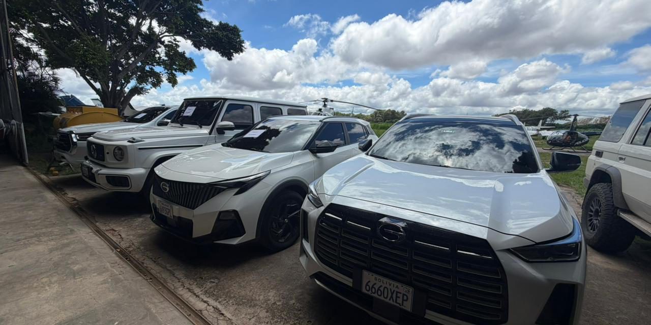 Golpe millonario a la red de Marset: incautan 16 avionetas, autos blindados y bienes de lujo