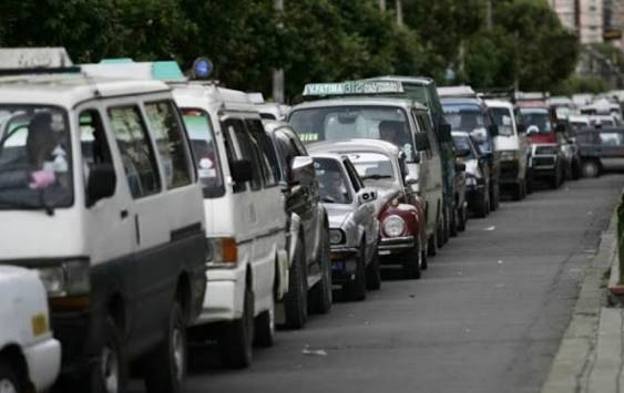 Denuncias por gasolina se amplían: crecen daños en motores y alertan envío a Potosí