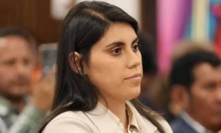 Crecen pedidos de renuncia contra Barrientos por sus declaraciones sobre el 50-50