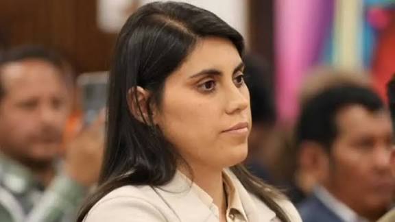 Crecen pedidos de renuncia contra Barrientos por sus declaraciones sobre el 50-50