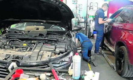 Gasolina cuestionada: YPFB anuncia pagos a conductores afectados