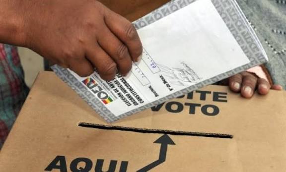 Sin campaña y con ley seca: Bolivia entra al silencio electoral hasta el domingo