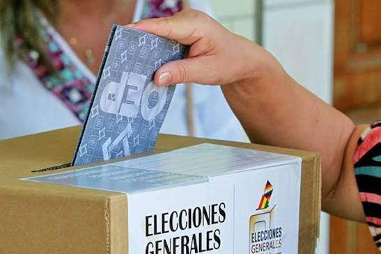 Incidente en Cochabamba: destruyen ánfora, pero votación continúa