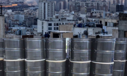 Petróleo cae y bolsas repuntan tras señales de posible fin de la guerra en Oriente Medio