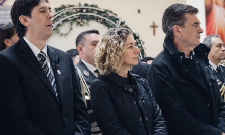 RODRIGO PAZ ASISTE A MISA EN MEMORIA DE LAS VÍCTIMAS DEL ACCIDENTE EN EL ALTO