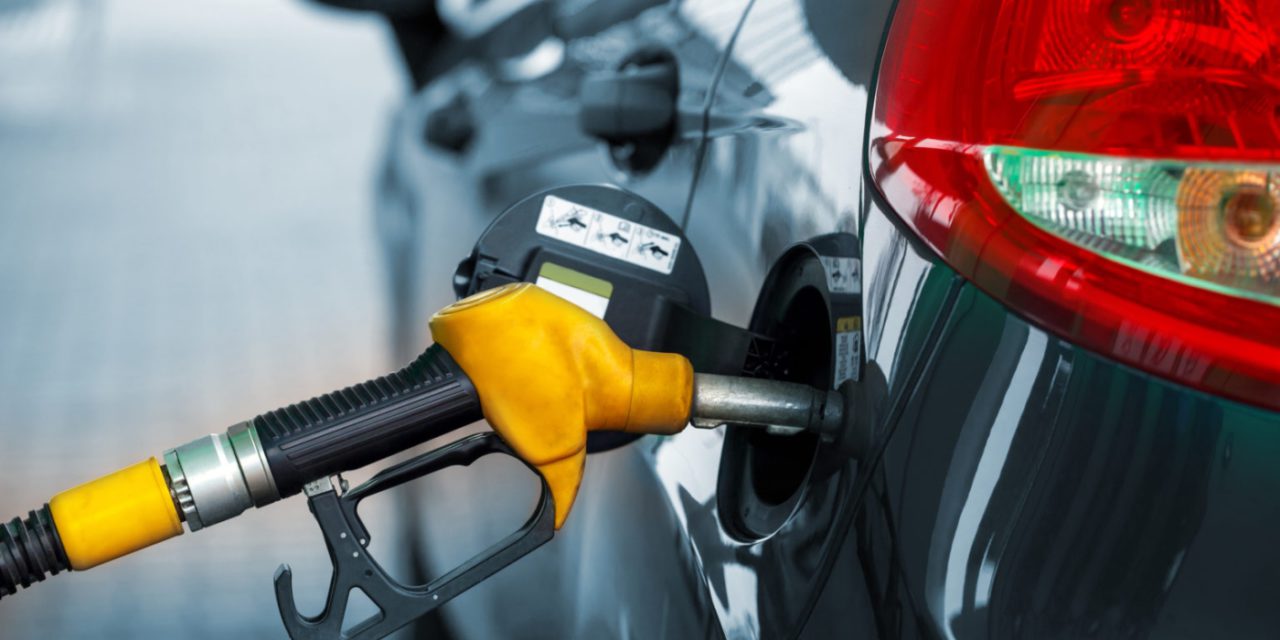 Surtidores de Santa Cruz comienzan a vender gasolina con normalidad tras despachos de YPFB