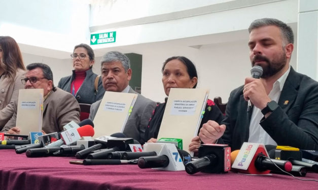 Alianza Libre solicita interpelación contra tres ministros por el caso billetes del siniestro aéreo