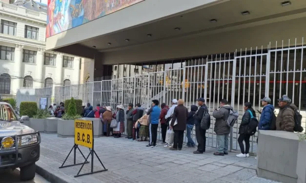 BCB descarta anular toda la serie B de los billetes, más del 98% tiene plena validez