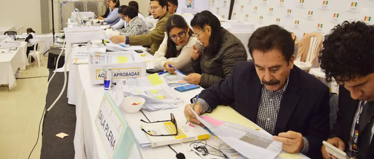 Conteo electoral se estanca: Santa Cruz y Cochabamba aún no logran cerrar resultados