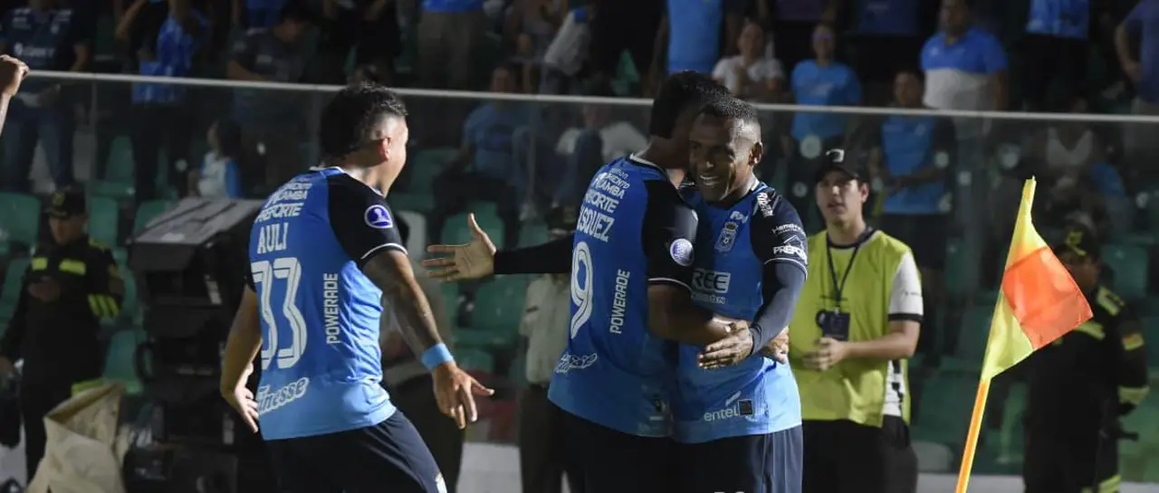 Blooming responde a las críticas por las luminarias en el Tahuichi ¿Habrá sanción?