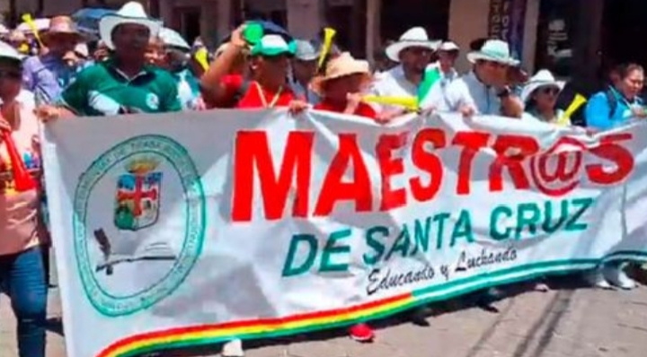 Maestros urbanos anuncian marcha en Santa Cruz por déficit de ítems y demandas salariales