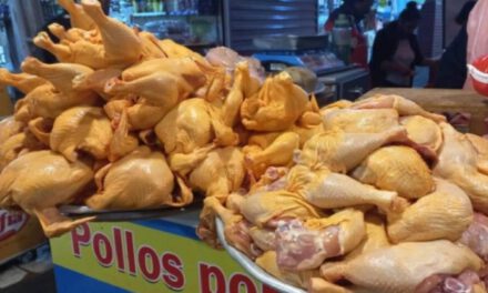 Sube el precio del pollo en La Paz y llega hasta los 22 bolivianos el kilo
