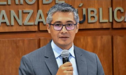 Gobierno descarta aumento del 20% al salario básico y abre el debate tripartito