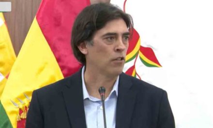 Interpelarán al ministro de Obras Públicas por el trágico accidente del avión siniestrado en El Alto