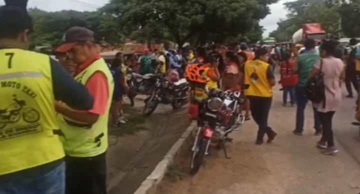 Se levanta el bloqueo de mototaxistas en los valles cruceños tras las protesta por combustible