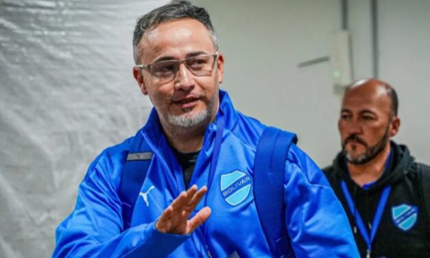 Bolívar cierra la etapa de Flavio Robatto tras el desgaste con los aficionados
